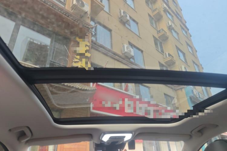 Used Hongqi H5 2025 2.0T Automatic Flag Edition – 500 000 Units Commemorative Version Headliner