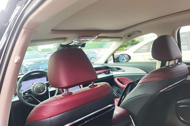 Used Hongqi H5 2025 2.0T Automatic Flag Edition – 500 000 Units Commemorative Version Headliner