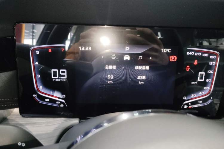 Used Hongqi H5 2025 1.5T DCT Qiyun 500 000th Unit Commemorative Edition Instrument Cluster