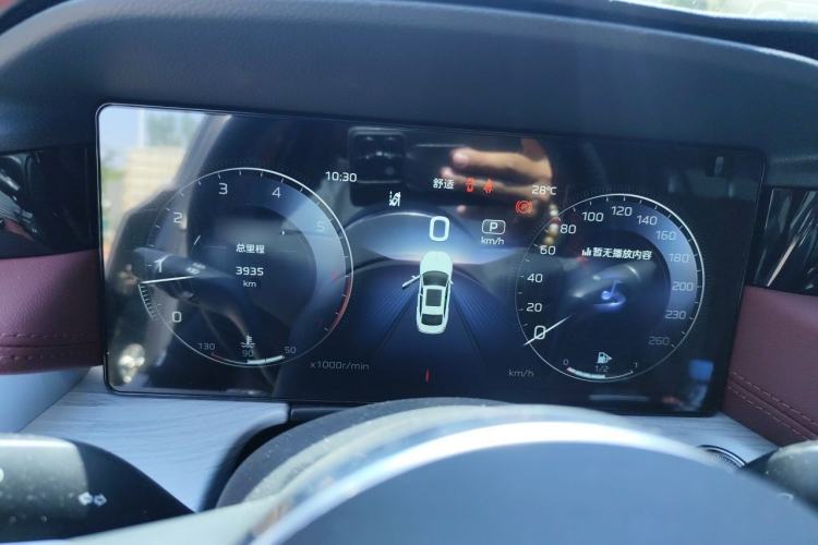 Used Hongqi H5 2025 2.0T Automatic Flag Edition – 500 000 Units Commemorative Version Instrument Cluster