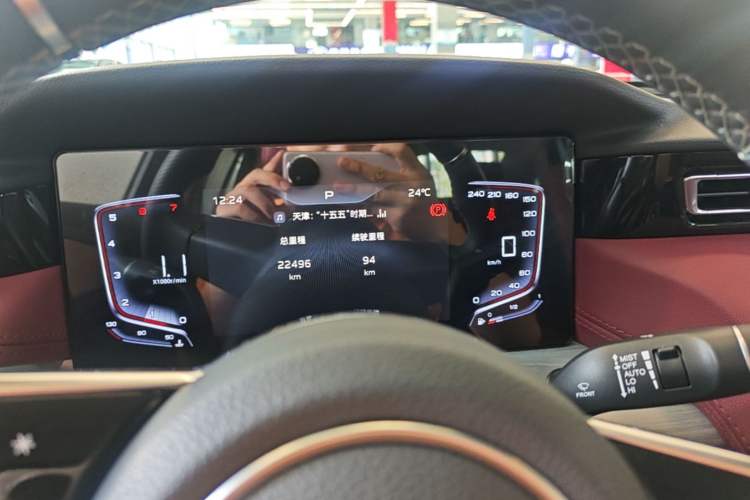 Used Hongqi H5 2025 1.5T DCT Xuan Ying Edition Instrument Cluster