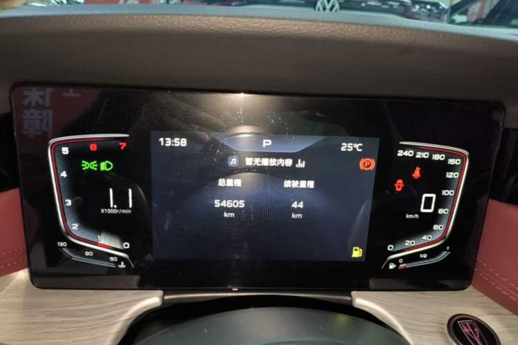 Used Hongqi H5 2025 1.5T DCT Xuan Ying Edition Instrument Cluster