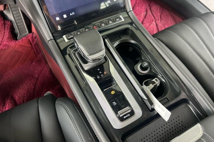 Used Hongqi H5 2025 2.0T Automatic Flag Edition – 500 000 Units Commemorative Version Instrument Cluster