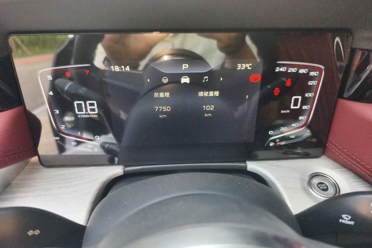 Used Hongqi H5 2025 1.5T DCT Qiyun 500 000th Unit Commemorative Edition Instrument Cluster