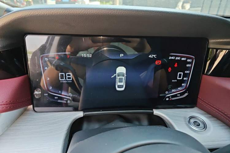 Used Hongqi H5 2025 1.5T DCT Qiyun 500 000th Unit Commemorative Edition Instrument Cluster