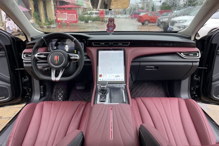 Used Hongqi H5 2025 Model 1.5T DCT Xuan Ying 2 Million Units Commemorative Edition Interior 1