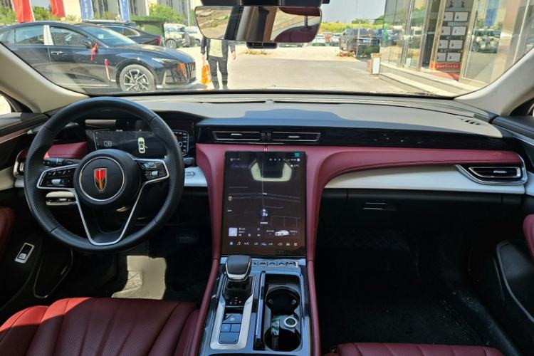 Used Hongqi H5 2025 1.5T DCT Qiyun 500 000th Unit Commemorative Edition Interior 1