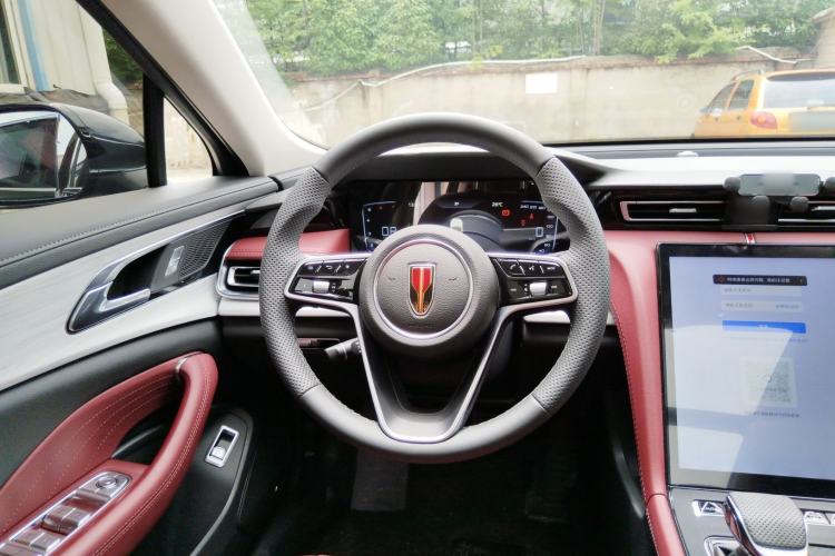 Used Hongqi H5 2025 1.5T DCT Qiyun 500 000th Unit Commemorative Edition Interior 1