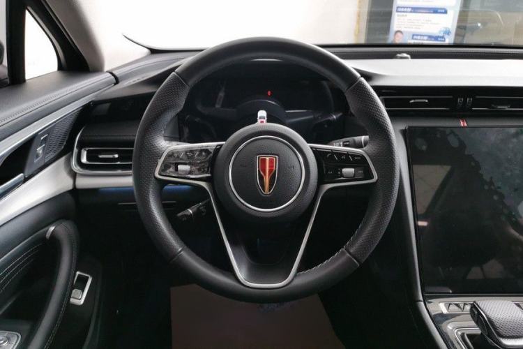 Used Hongqi H5 2025 2.0T Automatic Flag Edition – 500 000 Units Commemorative Version Interior 2