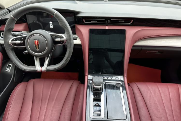 Used Hongqi H5 2025 2.0T Automatic Xuan Ying Edition Interior 2
