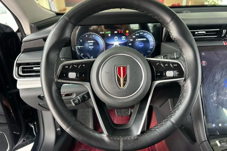 Used Hongqi H5 2025 2.0T Automatic Flag Edition – 500 000 Units Commemorative Version Interior 2