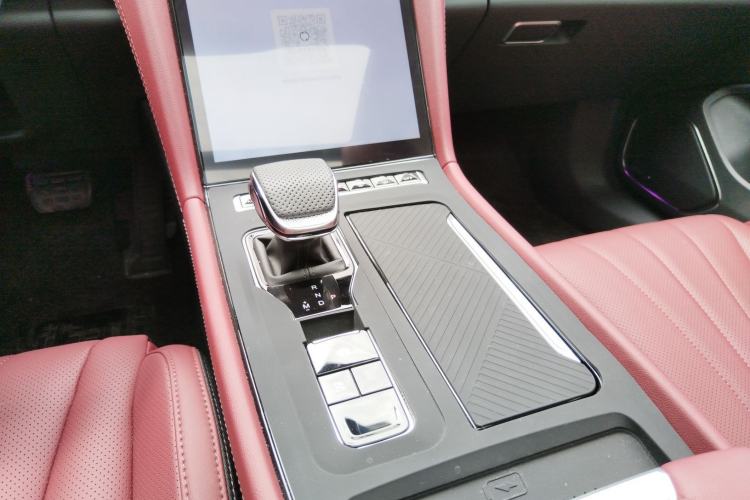 Used Hongqi H5 2025 1.5T DCT Qiyun 500 000th Unit Commemorative Edition Interior 3