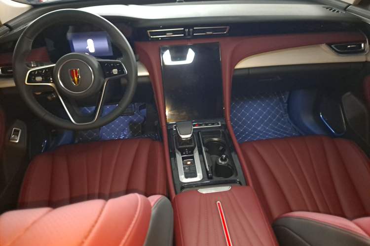 Used Hongqi H5 2025 1.5T DCT Qiyun 500 000th Unit Commemorative Edition Interior 3