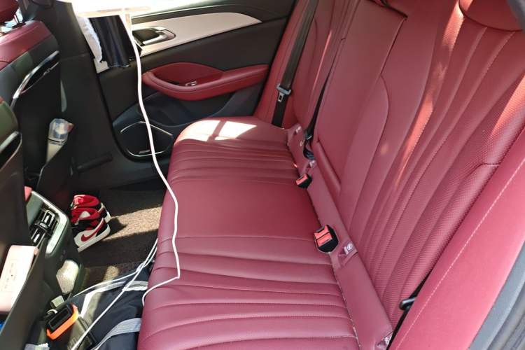 Used Hongqi H5 2025 1.5T DCT Qiyun 500 000th Unit Commemorative Edition Interior 4