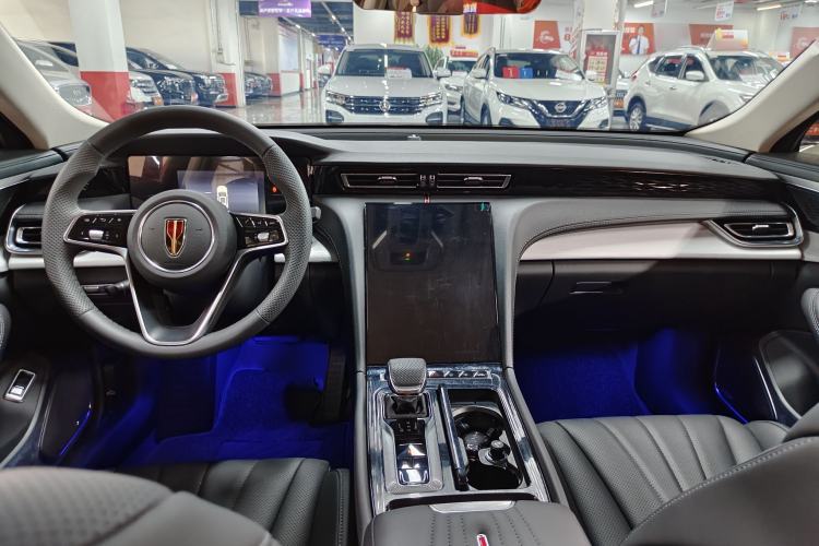 Used Hongqi H5 2025 1.5T DCT Qiyun 500 000th Unit Commemorative Edition Interior 5