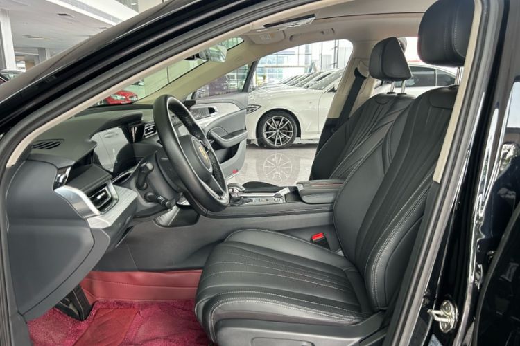 Used Hongqi H5 2025 2.0T Automatic Flag Edition – 500 000 Units Commemorative Version Interior 5