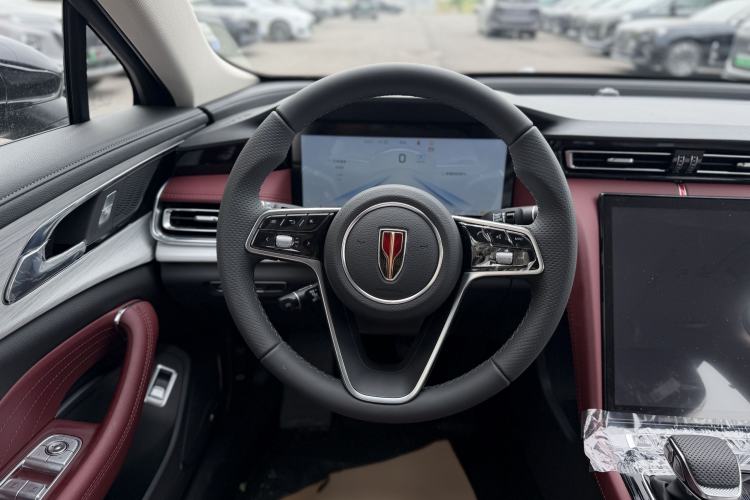 Used Hongqi H5 2025 2.0T Automatic Flag Edition – 500 000 Units Commemorative Version Interior 5