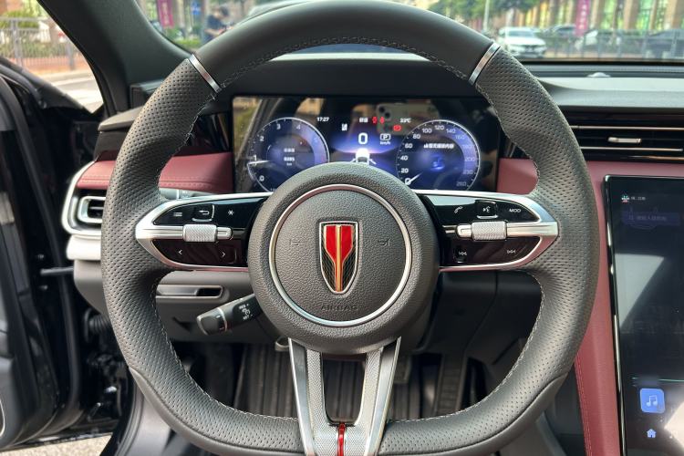 Used Hongqi H5 2025 2.0T Automatic Xuan Ying Edition Interior 6