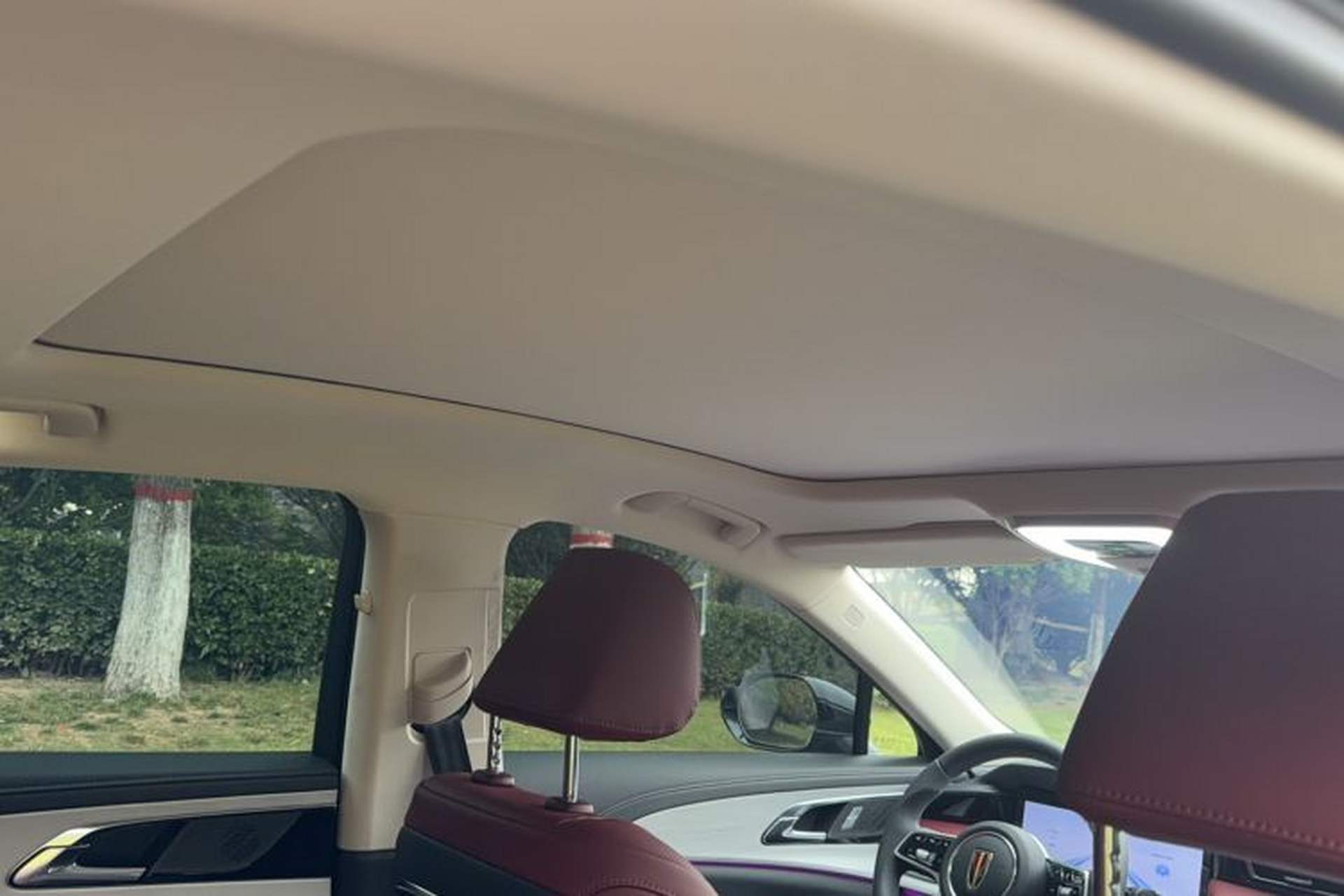 Used Hongqi H5 2025 2.0T Automatic Flag Edition – 500 000 Units Commemorative Version Interior 7