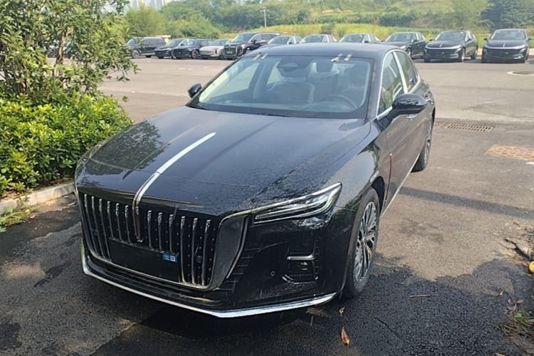 Used Hongqi H5 2025 2.0T Automatic Flag Edition – 500 000 Units Commemorative Version Guazi used car, China used car export, Used car for sale, Used cars, Cheapest cars for sale
