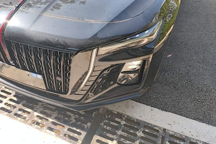 Used Hongqi H5 2025 2.0T Automatic Xuan Ying Edition Left Front Headlight
