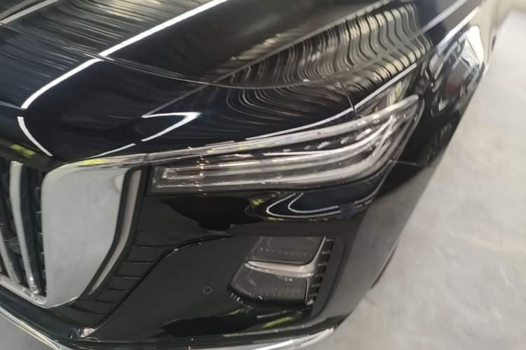 Used Hongqi H5 2025 2.0T Automatic Flag Edition – 500 000 Units Commemorative Version Left Front Headlight
