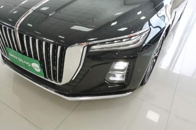 Used Hongqi H5 2025 2.0T Automatic Flag Edition – 500 000 Units Commemorative Version Left Front Headlight