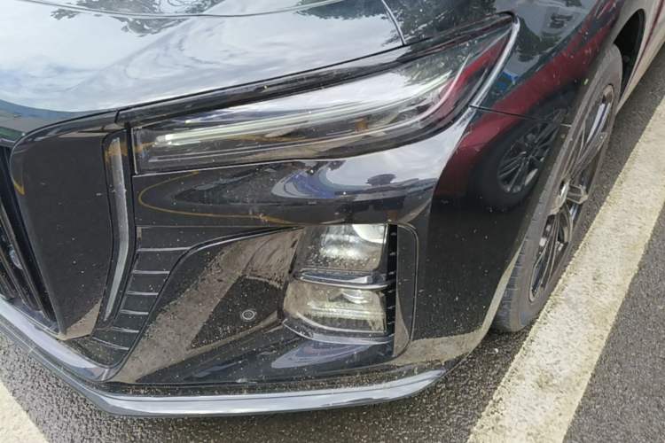 Used Hongqi H5 2025 2.0T Automatic Xuan Ying Edition Left Front Headlight
