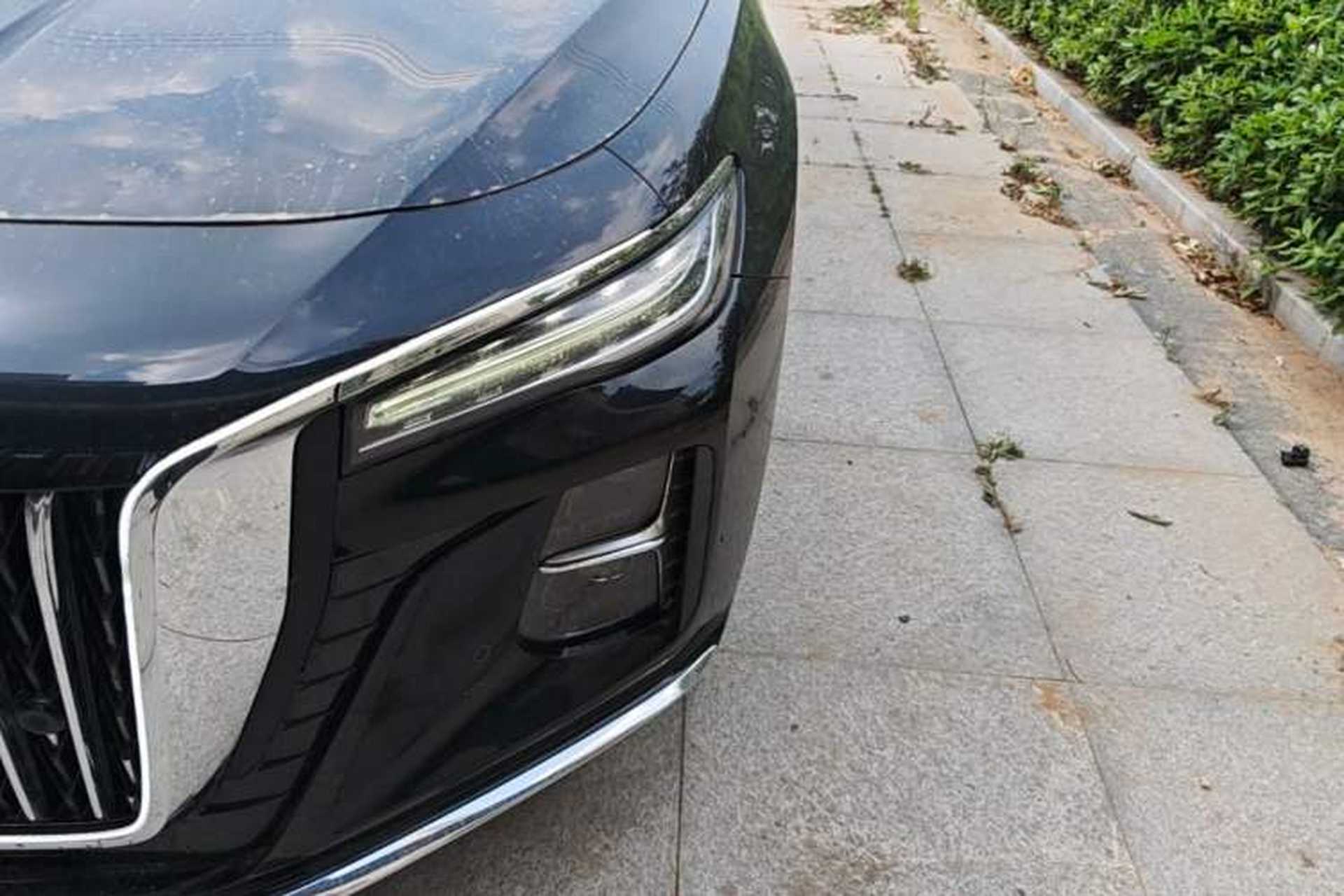 Used Hongqi H5 2025 2.0T Automatic Flag Edition – 500 000 Units Commemorative Version Left Front Headlight