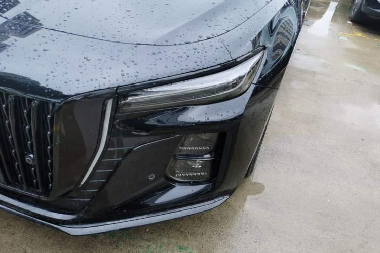 Used Hongqi H5 2025 2.0T Automatic Xuan Ying Edition Left Front Headlight
