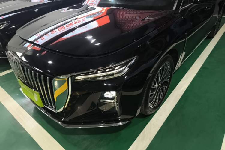 Used Hongqi H5 2025 2.0T Automatic Flag Edition – 500 000 Units Commemorative Version Left Front Headlight