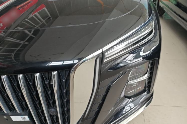 Used Hongqi H5 2025 2.0T Automatic Flag Edition – 500 000 Units Commemorative Version Left Front Headlight