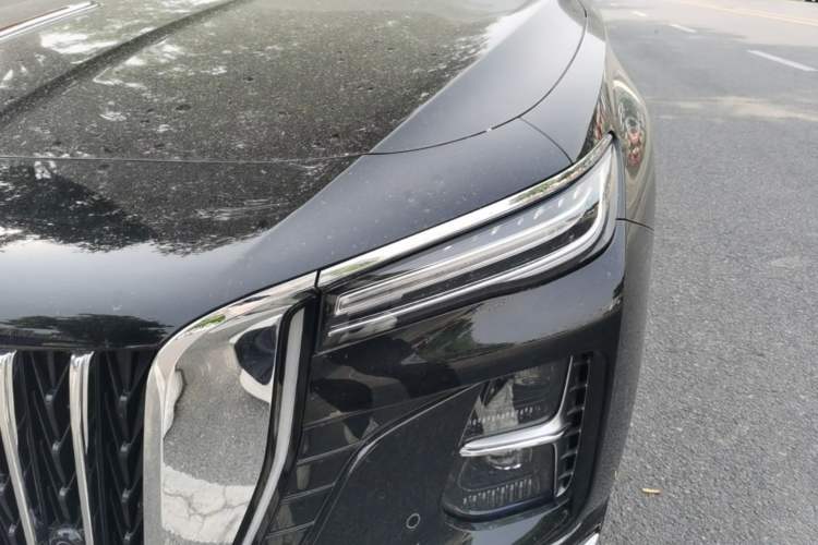 Used Hongqi H5 2025 2.0T Automatic Flag Edition – 500 000 Units Commemorative Version Left Front Headlight