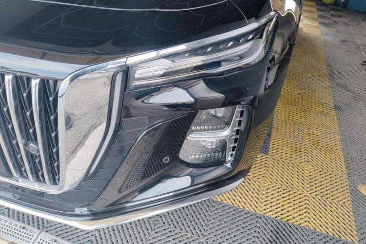 Used Hongqi H5 2025 2.0T Automatic Flag Edition – 500 000 Units Commemorative Version Left Front Headlight