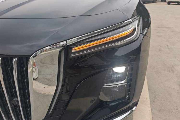 Used Hongqi H5 2025 1.5T DCT Qiyun 500 000th Unit Commemorative Edition Left Front Headlight