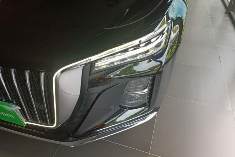 Used Hongqi H5 2025 1.5T DCT Qiyun 500 000th Unit Commemorative Edition Left Front Headlight