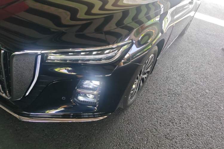 Used Hongqi H5 2025 2.0T Automatic Flag Edition – 500 000 Units Commemorative Version Left Front Headlight