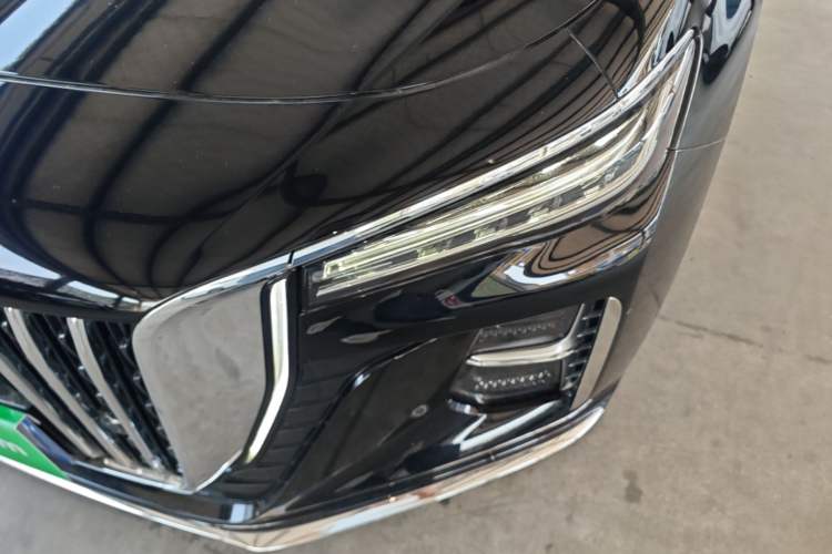 Used Hongqi H5 2025 1.5T DCT Qiyun 500 000th Unit Commemorative Edition Left Front Headlight