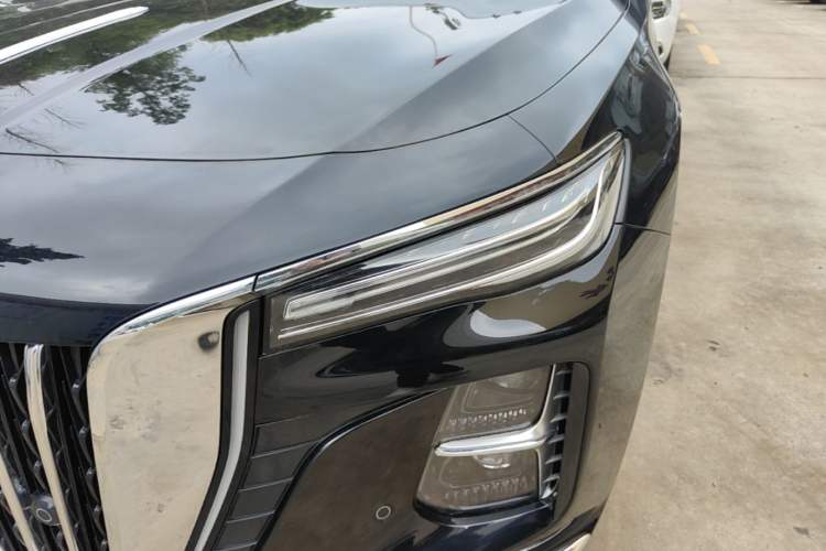 Used Hongqi H5 2025 2.0T Automatic Flagship 500 000th Unit Anniversary Edition Left Front Headlight