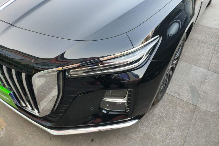 Used Hongqi H5 2025 2.0T Automatic Flag Edition – 500 000 Units Commemorative Version Left Front Headlight