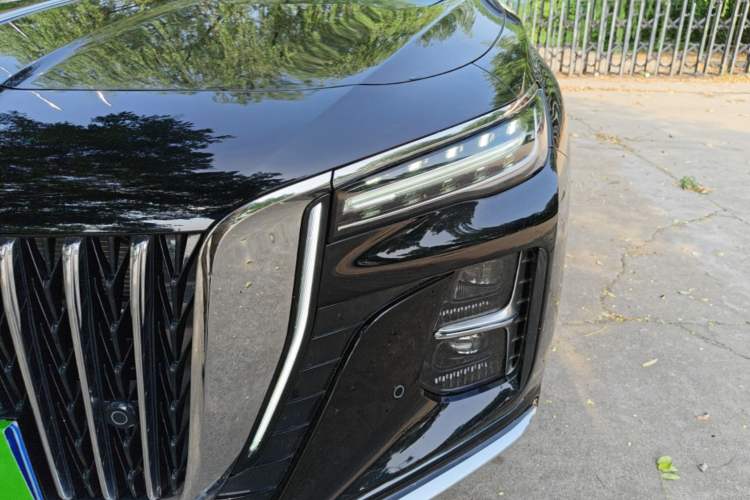 Used Hongqi H5 2025 1.5T DCT Qiyun 500 000th Unit Commemorative Edition Left Front Headlight
