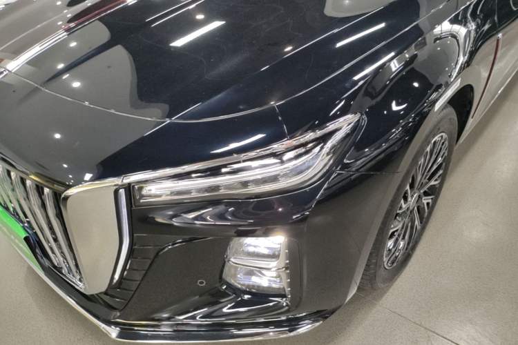 Used Hongqi H5 2025 2.0T Automatic Flag Edition – 500 000 Units Commemorative Version Left Front Headlight