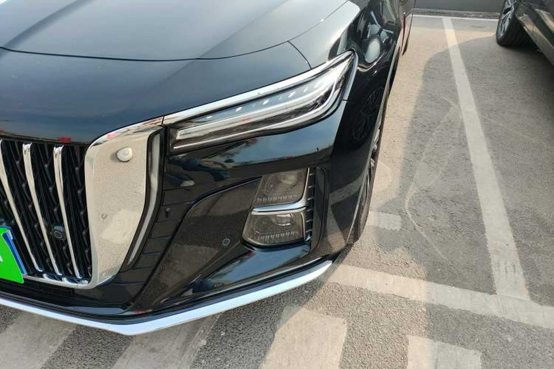 Used Hongqi H5 2025 2.0T Automatic Flag Edition – 500 000 Units Commemorative Version Left Front Headlight