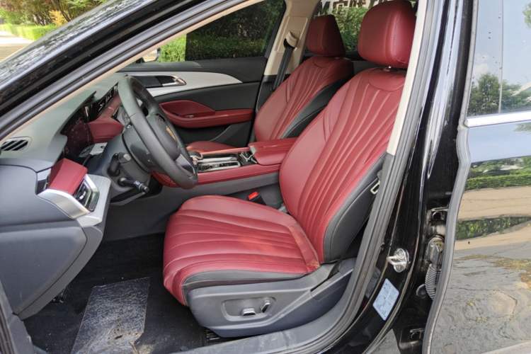 Used Hongqi H5 2025 1.5T DCT Qiyun 500 000th Unit Commemorative Edition Left Front Seat