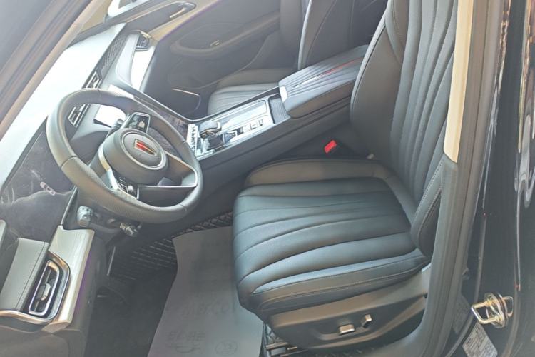 Used Hongqi H5 2025 2.0T Automatic Flag Edition – 500 000 Units Commemorative Version Left Front Seat