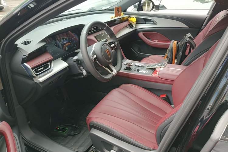 Used Hongqi H5 2025 2.0T Automatic Xuan Ying Edition Left Front Seat