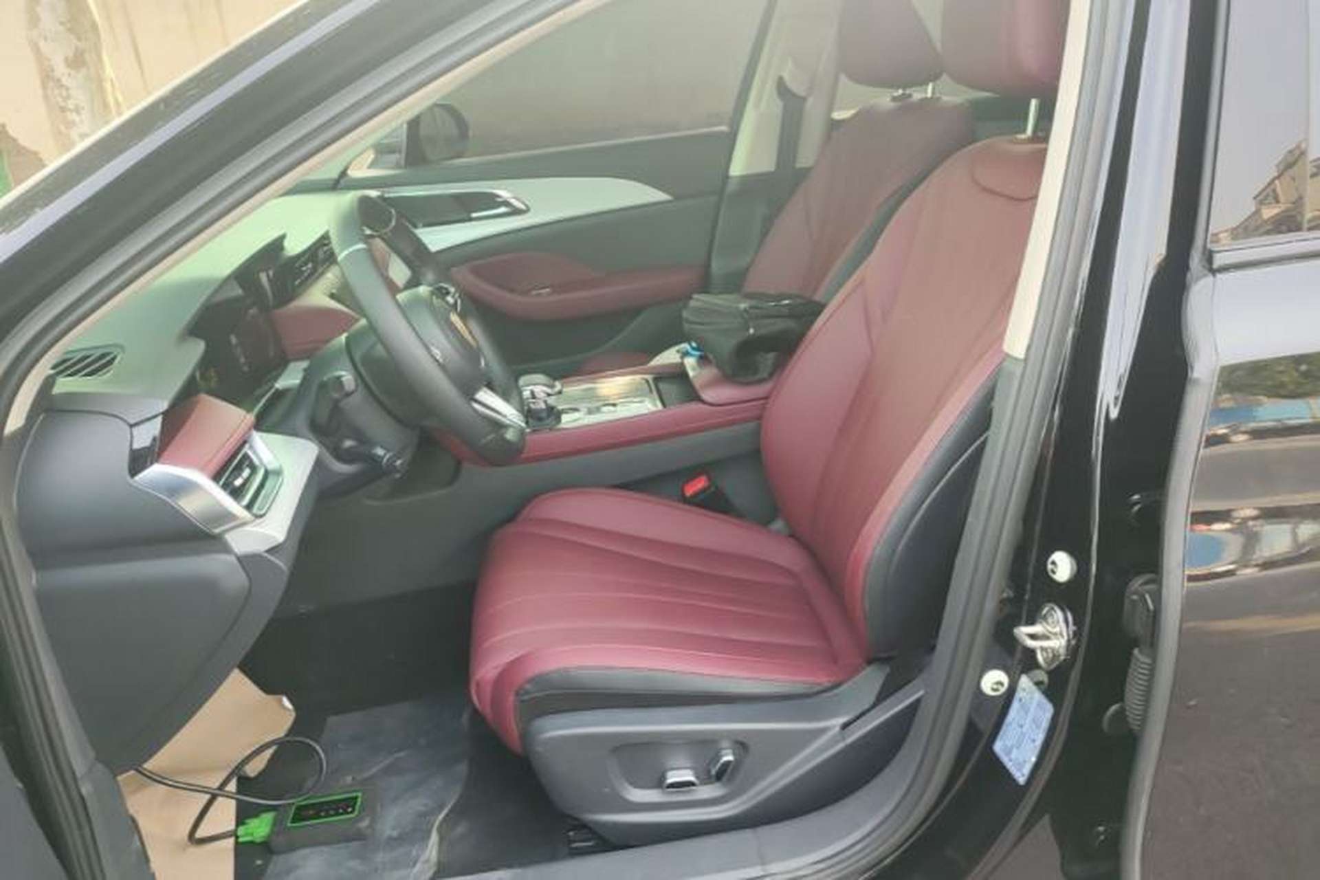 Used Hongqi H5 2025 1.5T DCT Xuan Ying Edition Left Front Seat