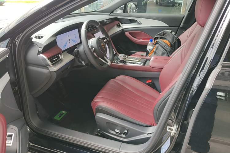 Used Hongqi H5 2025 2.0T Automatic Xuan Ying Edition Left Front Seat