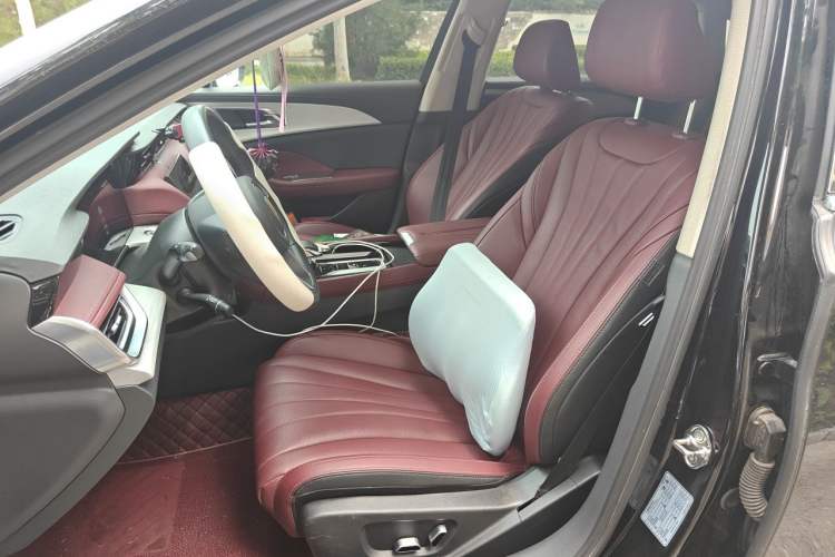 Used Hongqi H5 2025 1.5T DCT Qiyun 500 000th Unit Commemorative Edition Left Front Seat