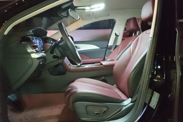 Used Hongqi H5 2025 2.0T Automatic Flagship 500 000th Unit Anniversary Edition Left Front Seat